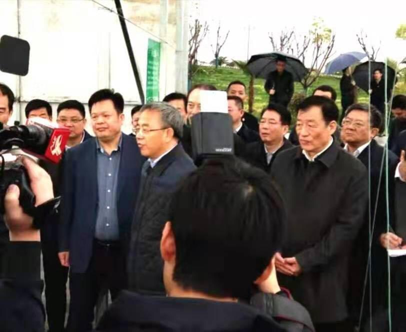 领导关怀(图2)
